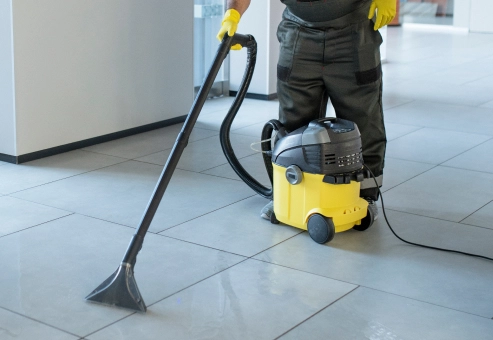 Commercial & Residential Cleaning